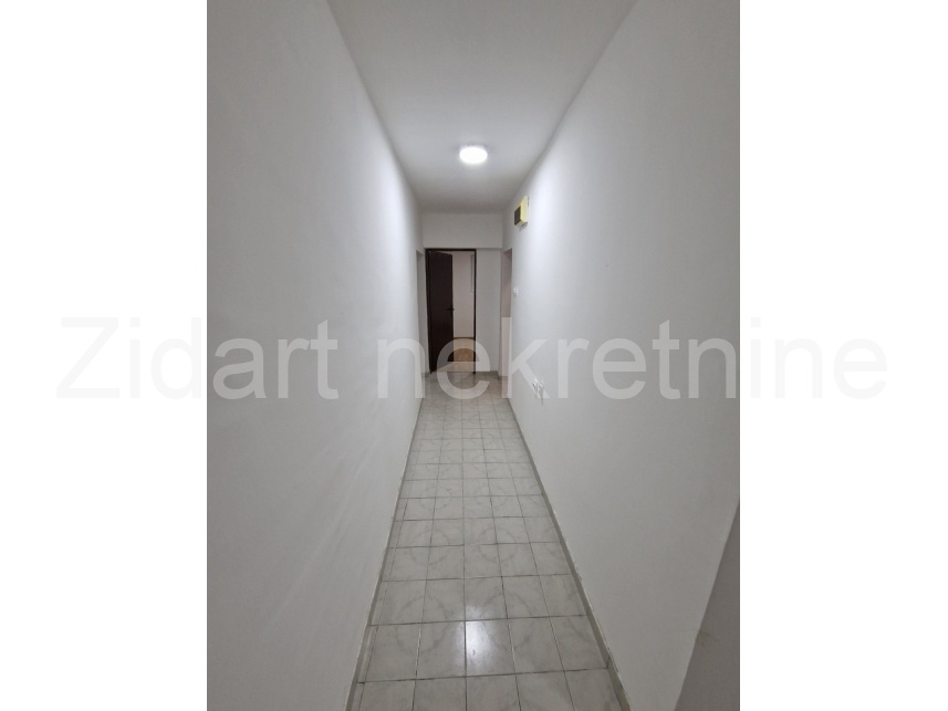 Квартира, 559 м², 100 000$ — FAKTOR